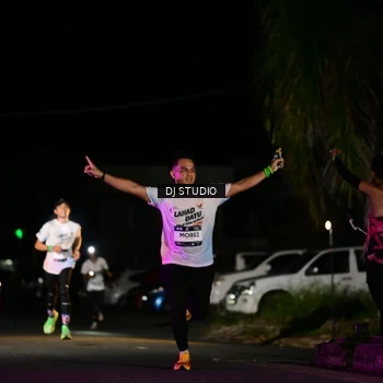 Runner Photo 7885509