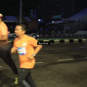 Runner Photo 7885515