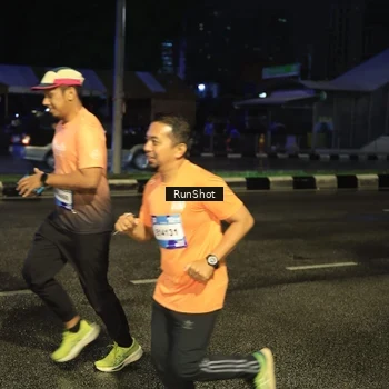 Runner Photo 7885517