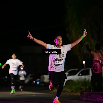 Runner Photo 7885523