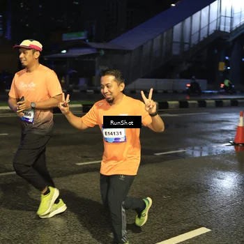Runner Photo 7885524