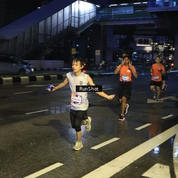 Runner Photo 7885527