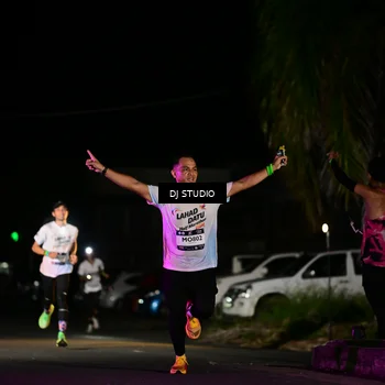 Runner Photo 7885530