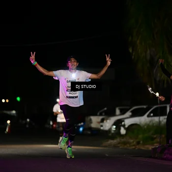 Runner Photo 7885536