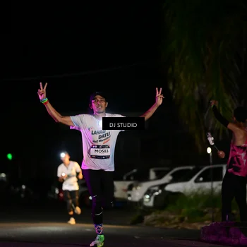 Runner Photo 7885541