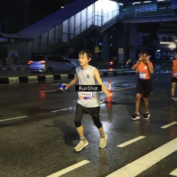 Runner Photo 7885544