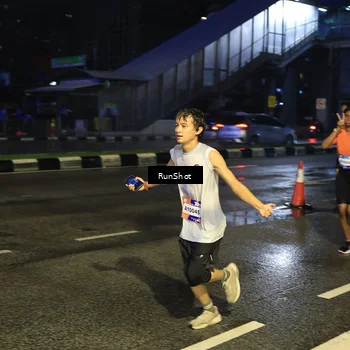 Runner Photo 7885550