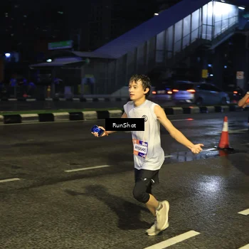 Runner Photo 7885551