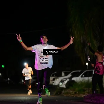 Runner Photo 7885554