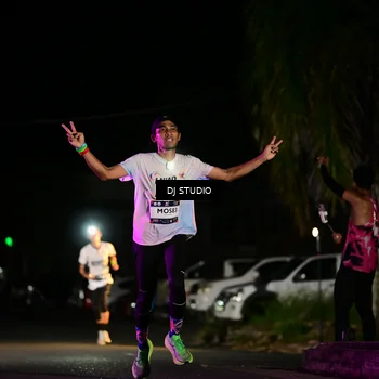 Runner Photo 7885556