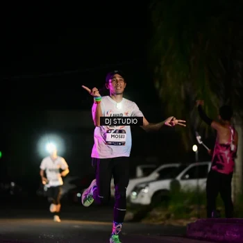 Runner Photo 7885557