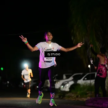 Runner Photo 7885558