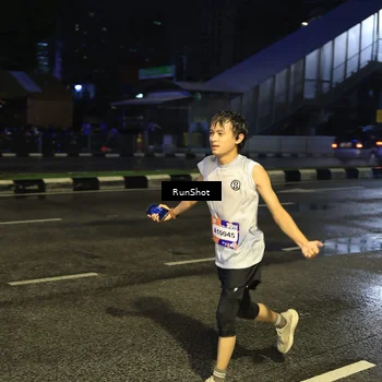 Runner Photo 7885561
