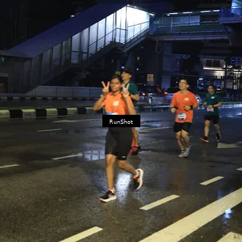 Runner Photo 7885565
