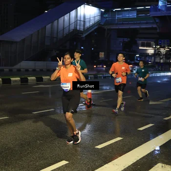 Runner Photo 7885566
