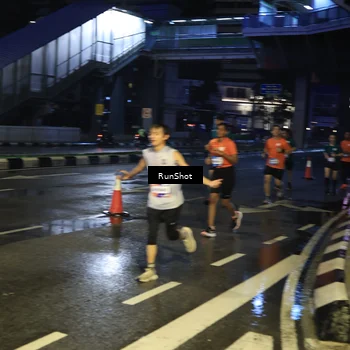 Runner Photo 7885583