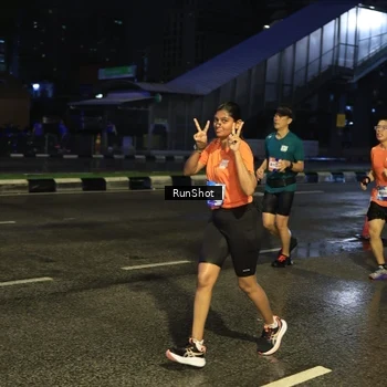 Runner Photo 7885593