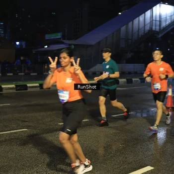 Runner Photo 7885609
