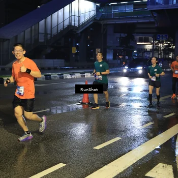 Runner Photo 7885621
