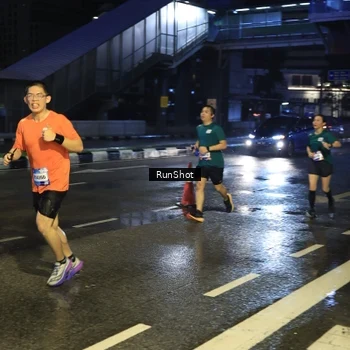 Runner Photo 7885623