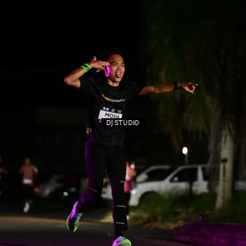 Runner Photo 7885630