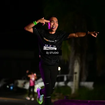 Runner Photo 7885635