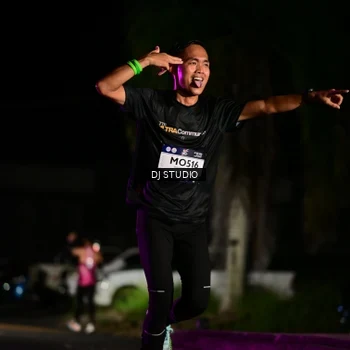 Runner Photo 7885638