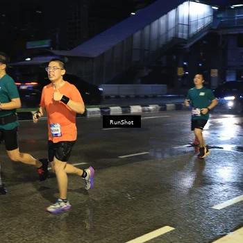 Runner Photo 7885639