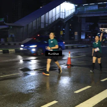 Runner Photo 7885645