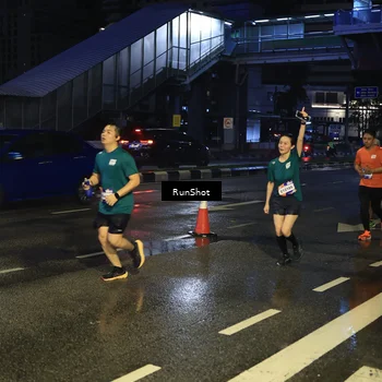 Runner Photo 7885647