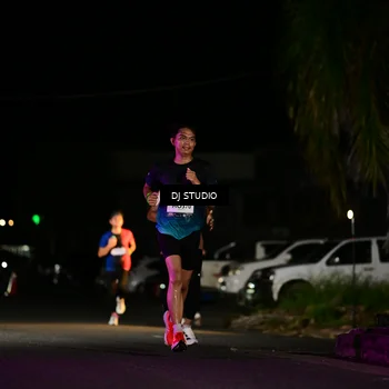 Runner Photo 7885656