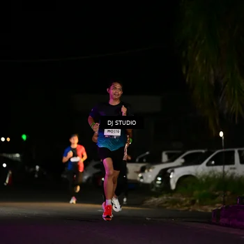 Runner Photo 7885657