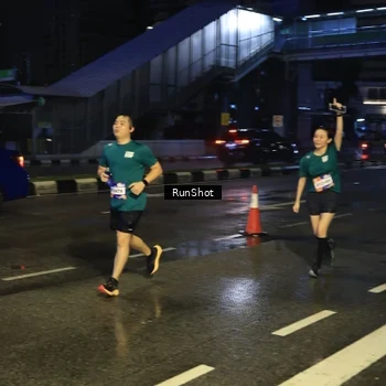 Runner Photo 7885660