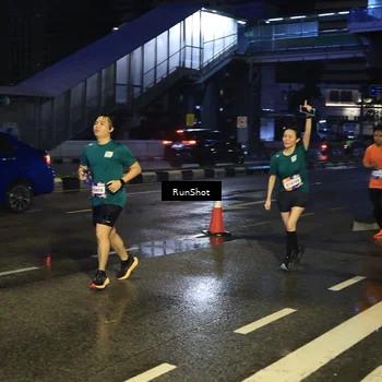 Runner Photo 7885667