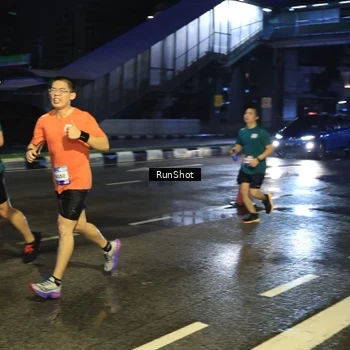 Runner Photo 7885671