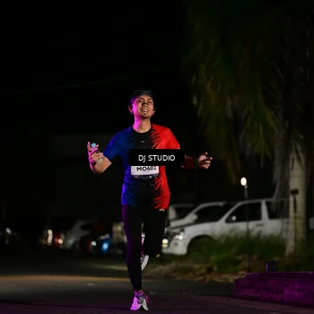 Runner Photo 7885675