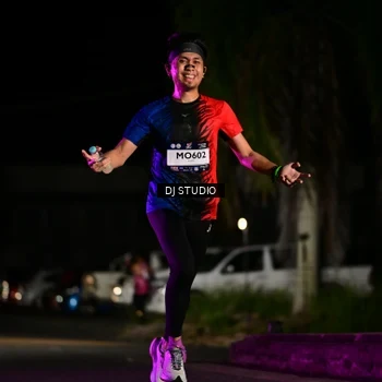 Runner Photo 7885699