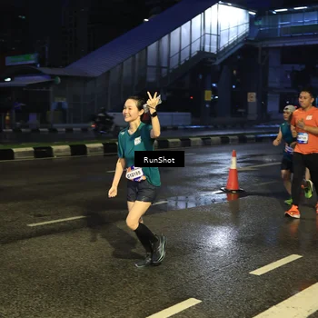 Runner Photo 7885709