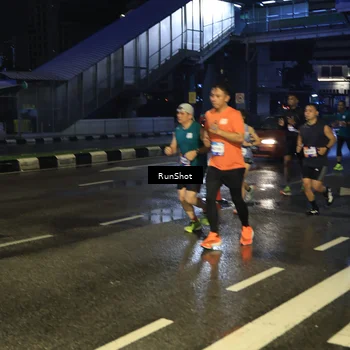 Runner Photo 7885732