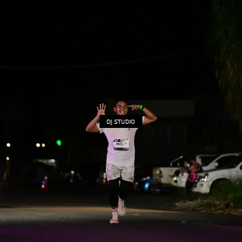 Runner Photo 7885741