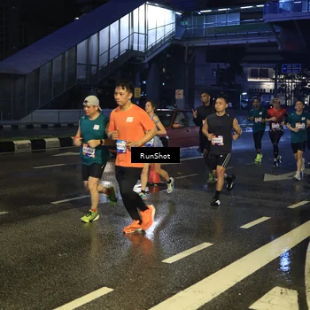 Runner Photo 7885745