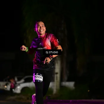 Runner Photo 7885746