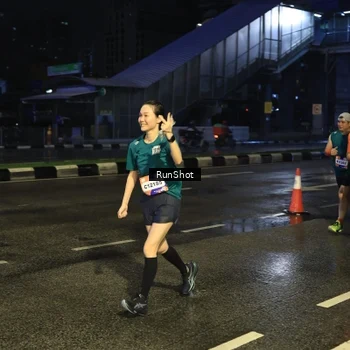 Runner Photo 7885759