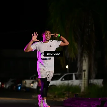 Runner Photo 7885762
