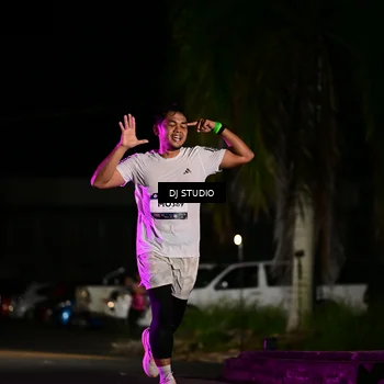 Runner Photo 7885764