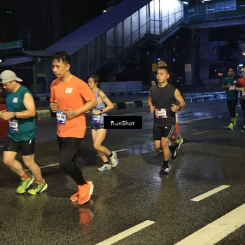 Runner Photo 7885772