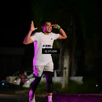 Runner Photo 7885775