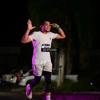 Runner Photo 7885776