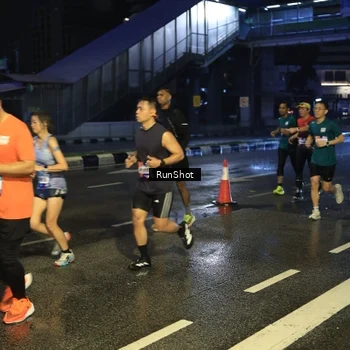 Runner Photo 7885784