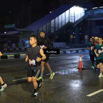 Runner Photo 7885787